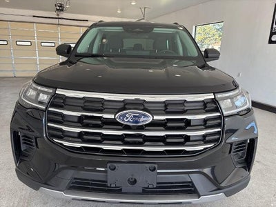 2025 Ford Explorer Active 4WD
