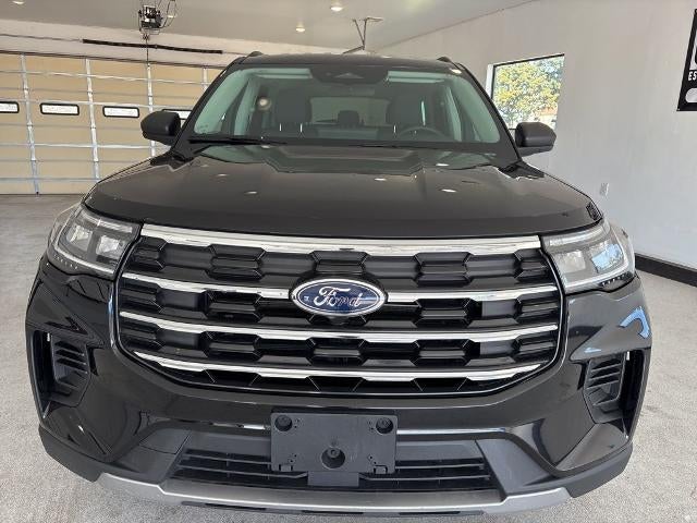 2025 Ford Explorer Active 4WD