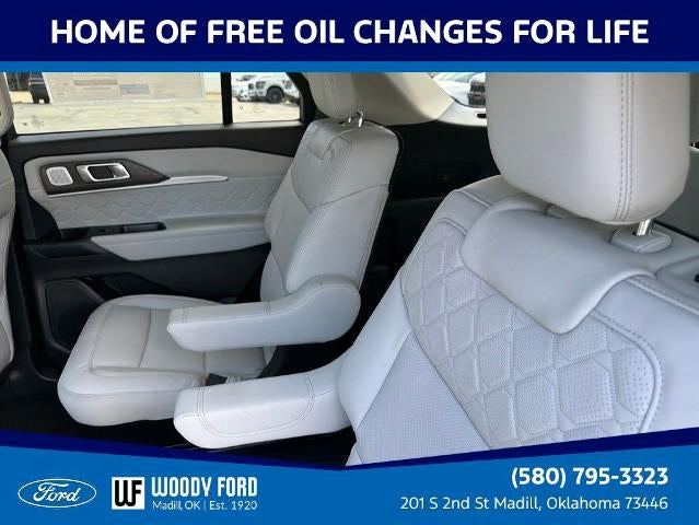 2026 Ford Explorer Platinum 4WD