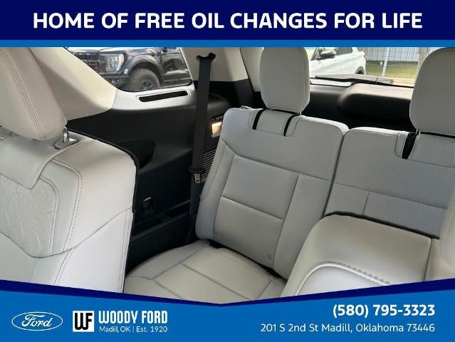 2026 Ford Explorer Platinum 4WD