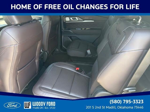 2026 Ford Explorer Platinum 4WD