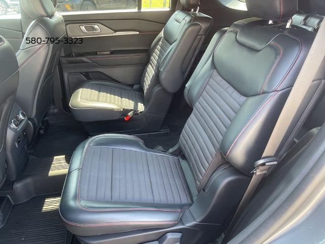 2025 Ford Explorer ST-Line 4WD