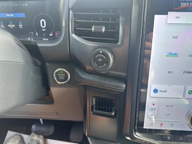 2025 Ford F-150 Lightning Flash 4WD SuperCrew 5.5' Box