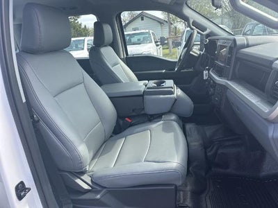 2025 Ford Super Duty F-250 SRW XL 2WD Crew Cab 6.75' Box