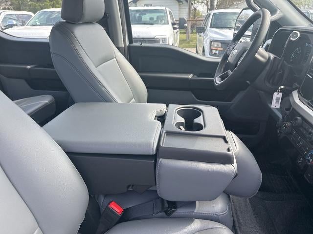 2025 Ford Super Duty F-250 SRW XL 2WD Crew Cab 6.75' Box