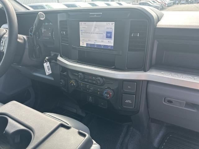2025 Ford Super Duty F-250 SRW XL 2WD Crew Cab 6.75' Box