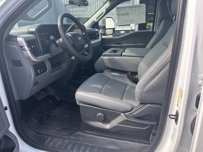 2025 Ford Super Duty F-250 SRW XL 2WD Crew Cab 6.75' Box