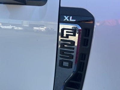 2026 Ford Super Duty F-250 SRW XL 4WD Crew Cab 8' Box