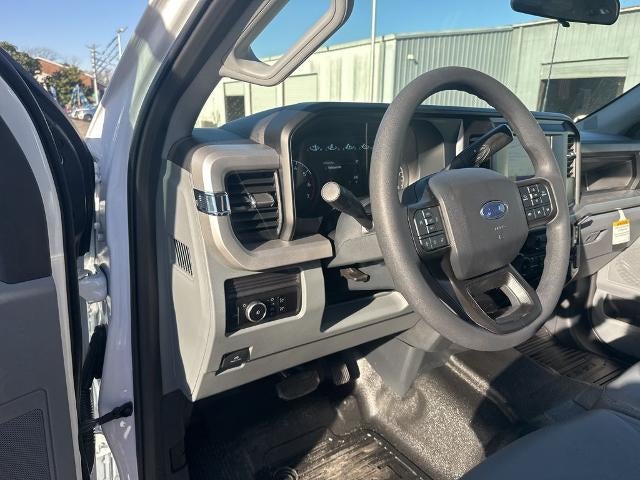 2026 Ford Super Duty F-250 SRW XL 4WD Crew Cab 8' Box