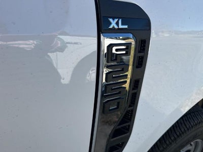 2026 Ford Super Duty F-250 SRW XL 4WD Crew Cab 8' Box