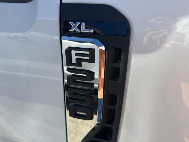 2026 Ford Super Duty F-250 SRW XL 4WD Crew Cab 8' Box