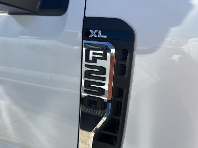 2026 Ford Super Duty F-250 SRW XL 4WD Crew Cab 8' Box