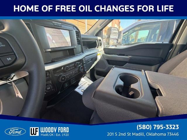 2027 Ford Super Duty F-250 SRW XL 4WD Crew Cab 6.75' Box