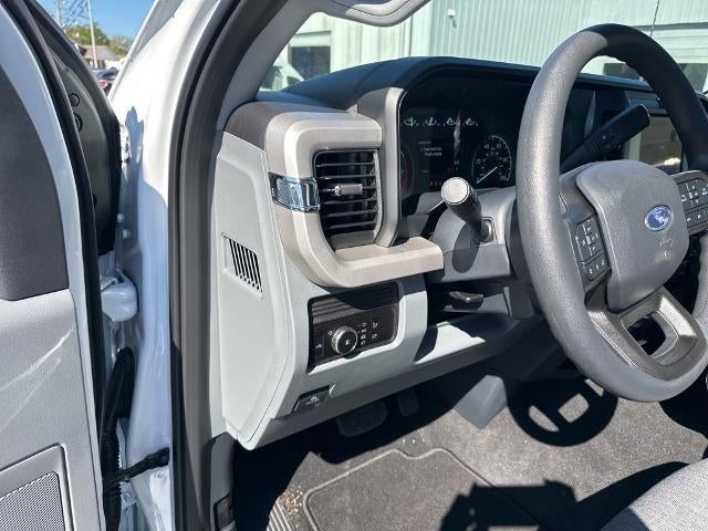 2026 Ford Super Duty F-250 SRW XL 4WD Crew Cab 8' Box