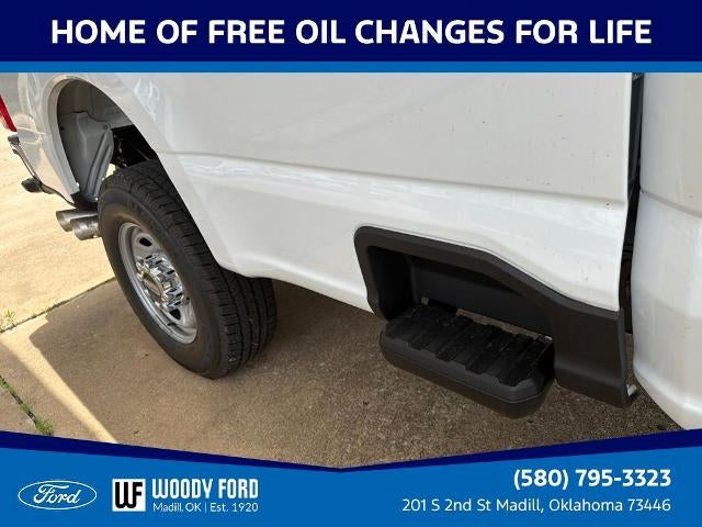 2026 Ford Super Duty F-250 SRW XL 4WD Crew Cab 6.75' Box