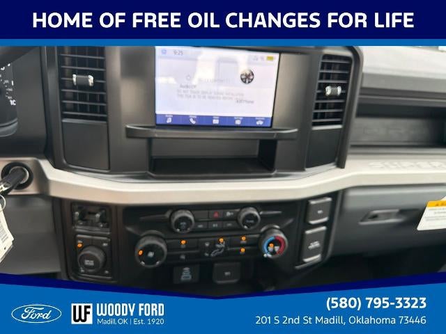 2026 Ford Super Duty F-250 SRW XL 4WD Crew Cab 6.75' Box