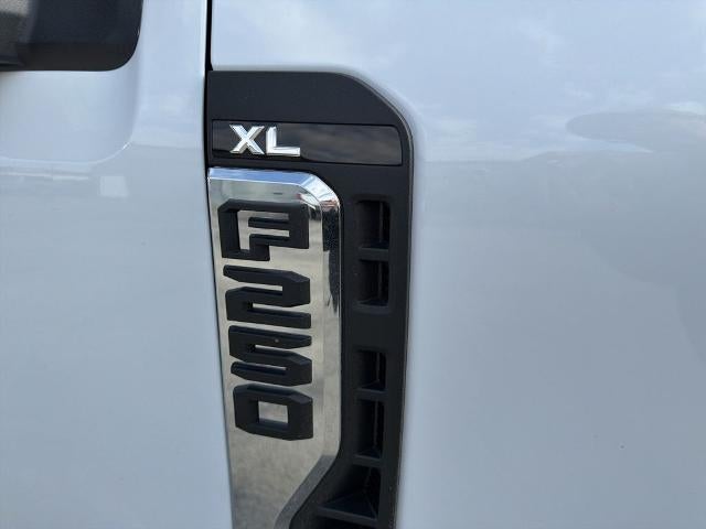 2026 Ford Super Duty F-250 SRW XL 4WD Crew Cab 6.75' Box