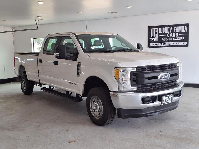 2017 Ford F-250 XL 4x4 Crew Cab 8' Box's photo