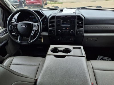 2017 Ford Super Duty F-250 SRW XL 4WD Crew Cab 6.75' Box
