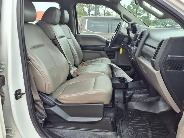 2017 Ford Super Duty F-250 SRW XL 4WD Crew Cab 6.75' Box