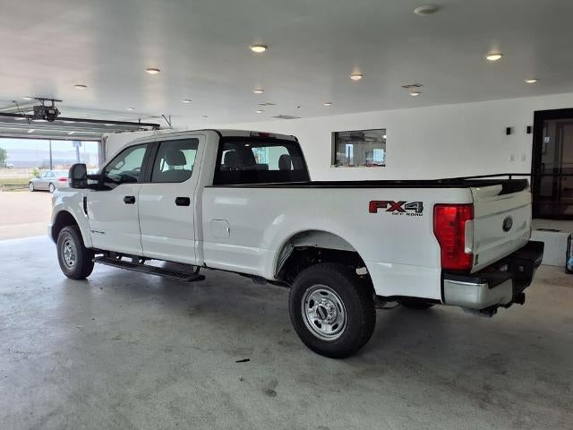 2017 Ford Super Duty F-250 SRW XL 4WD Crew Cab 6.75' Box