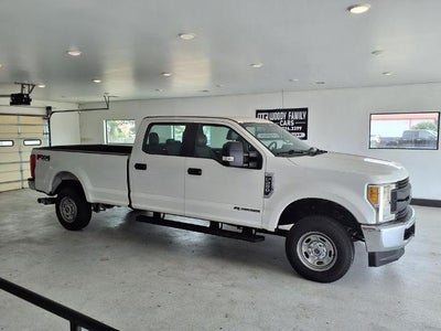 2017 Ford Super Duty F-250 SRW XL 4WD Crew Cab 6.75' Box