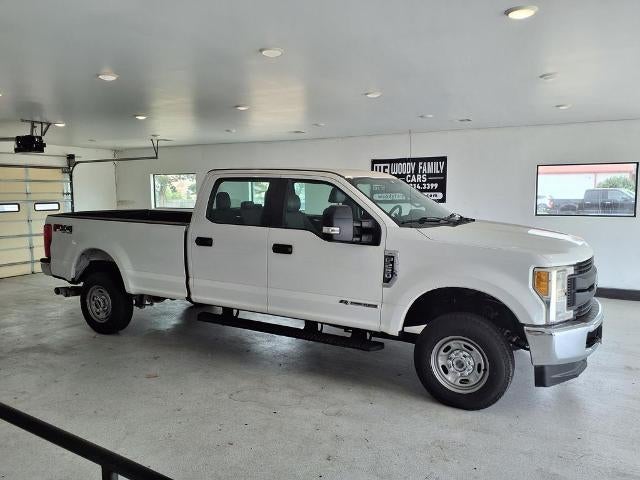 2017 Ford Super Duty F-250 SRW XL 4WD Crew Cab 6.75' Box