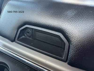 2019 Ford Super Duty F-250 SRW LARIAT 4WD Crew Cab 6.75' Box