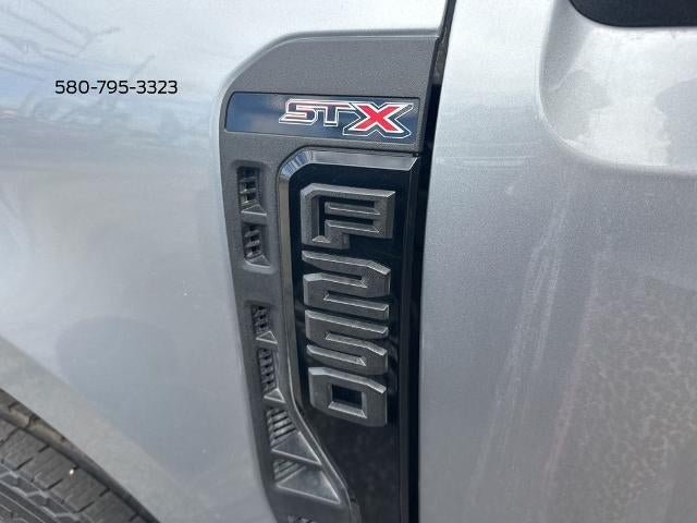 2023 Ford Super Duty F-250 SRW XL 4WD Crew Cab 6.75' Box