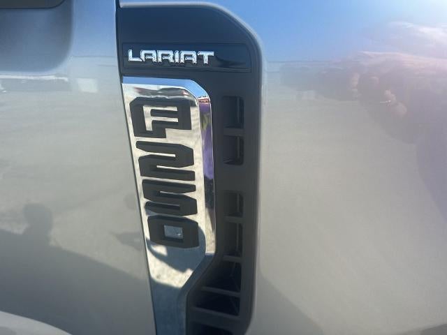 2024 Ford Super Duty F-250 SRW LARIAT 4WD Crew Cab 6.75' Box