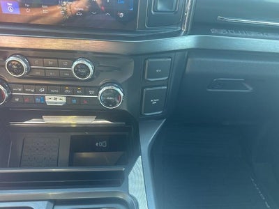 2024 Ford Super Duty F-250 SRW LARIAT 4WD Crew Cab 6.75' Box