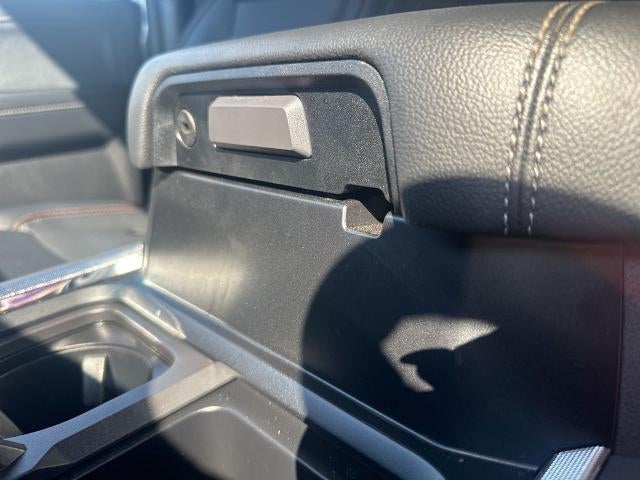 2024 Ford Super Duty F-250 SRW LARIAT 4WD Crew Cab 6.75' Box