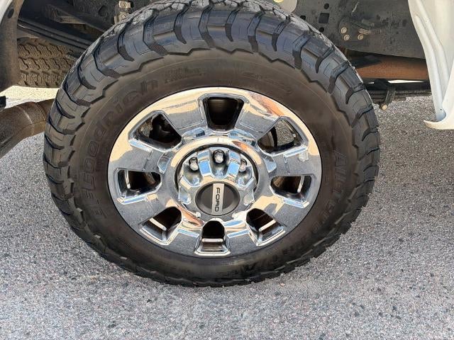 2024 Ford Super Duty F-250 SRW LARIAT 4WD Crew Cab 6.75' Box