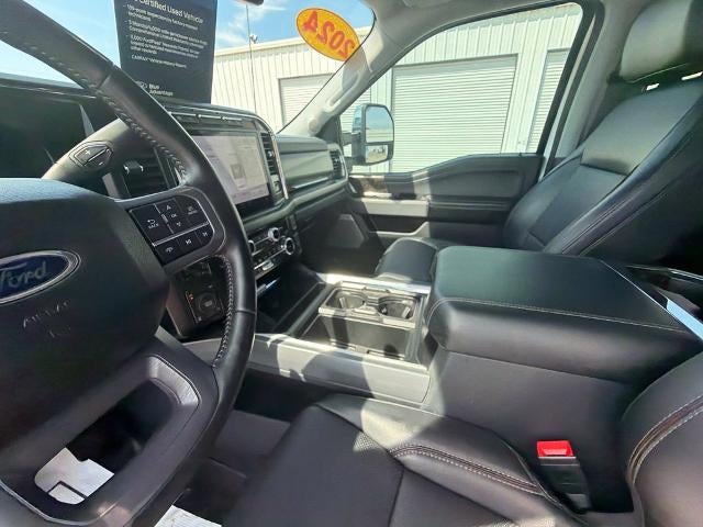 2024 Ford Super Duty F-250 SRW LARIAT 4WD Crew Cab 6.75' Box