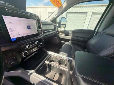 2024 Ford Super Duty F-250 SRW LARIAT 4WD Crew Cab 6.75' Box