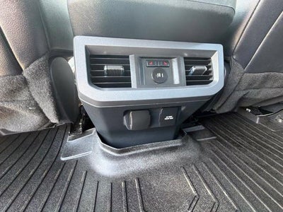 2024 Ford Super Duty F-250 SRW LARIAT 4WD Crew Cab 6.75' Box