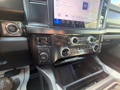 2024 Ford Super Duty F-250 SRW LARIAT 4WD Crew Cab 6.75' Box