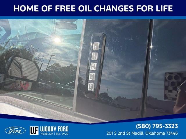 2027 Ford Super Duty F-250 SRW LARIAT 4WD Crew Cab 6.75' Box