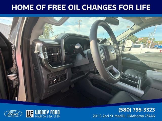 2027 Ford Super Duty F-250 SRW LARIAT 4WD Crew Cab 6.75' Box