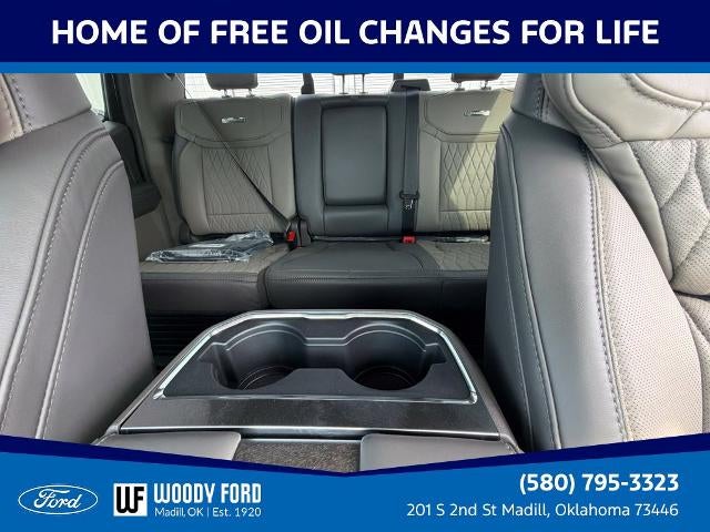 2027 Ford Super Duty F-250 SRW Platinum 4WD Crew Cab 6.75' Box