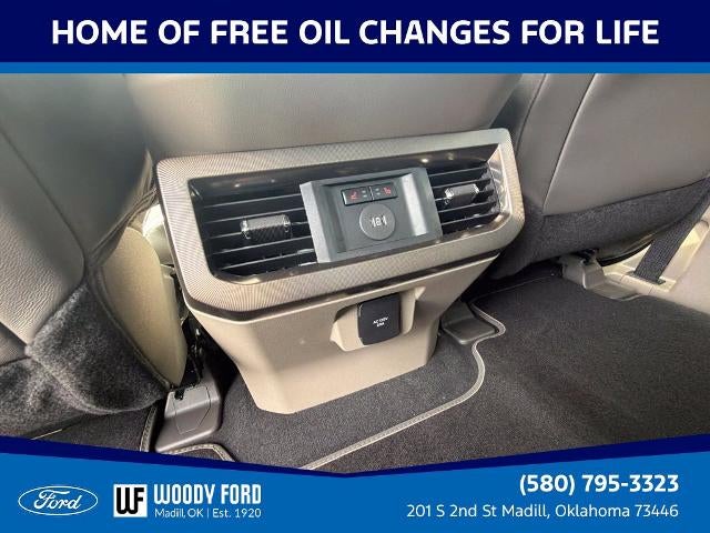 2027 Ford Super Duty F-250 SRW Platinum 4WD Crew Cab 6.75' Box