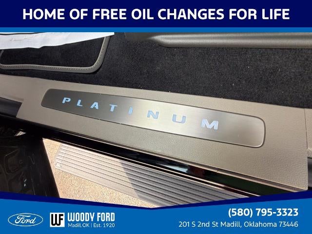 2027 Ford Super Duty F-250 SRW Platinum 4WD Crew Cab 6.75' Box