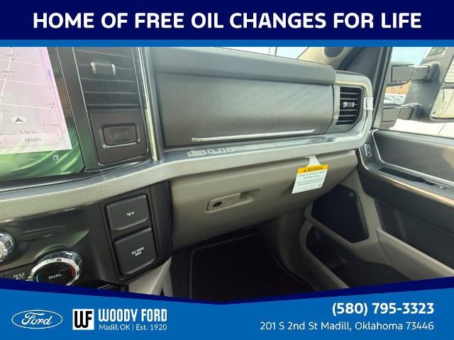 2027 Ford Super Duty F-250 SRW Platinum 4WD Crew Cab 6.75' Box