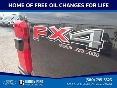 2027 Ford Super Duty F-250 SRW LARIAT 4WD Crew Cab 6.75' Box
