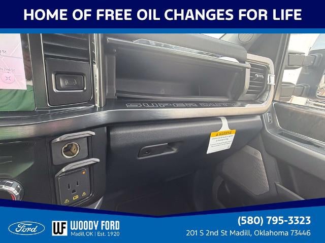 2027 Ford Super Duty F-250 SRW LARIAT 4WD Crew Cab 6.75' Box