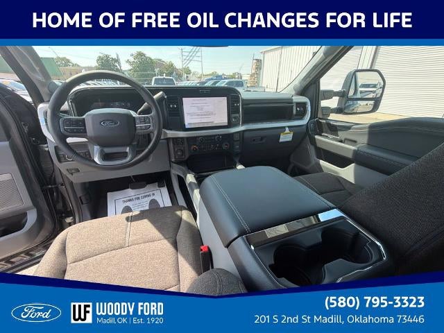 2027 Ford Super Duty F-250 SRW XLT 4WD Crew Cab 6.75' Box