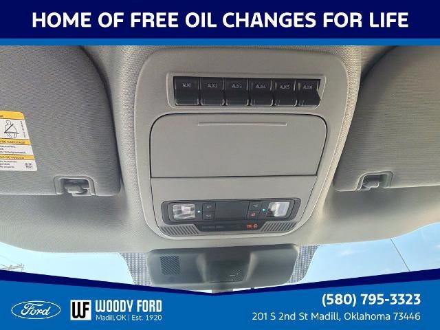 2027 Ford Super Duty F-250 SRW XLT 4WD Crew Cab 6.75' Box