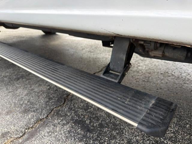 2023 Ford Super Duty F-250 SRW LARIAT 4WD Crew Cab 6.75' Box