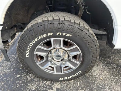2023 Ford Super Duty F-250 SRW LARIAT 4WD Crew Cab 6.75' Box