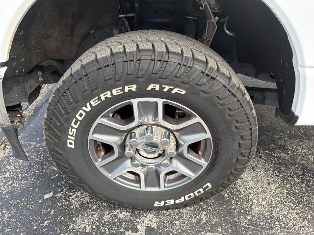2023 Ford Super Duty F-250 SRW LARIAT 4WD Crew Cab 6.75' Box